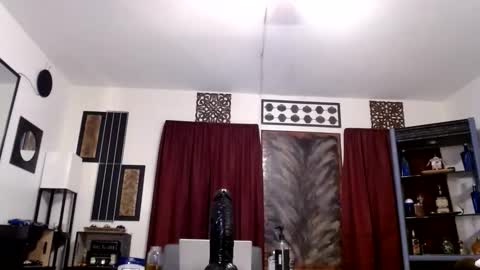 Snapshot of gatewaylaptop2019 chatting on 16, 10, 2025 gatewaylaptop2019 online show from 16, 10, 2025