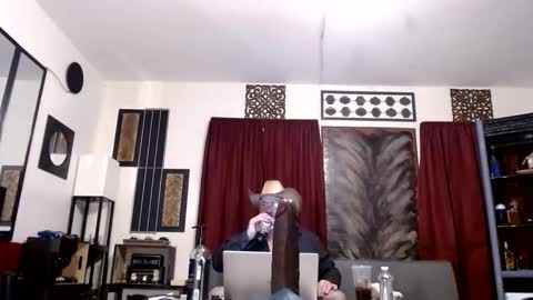Snapshot of gatewaylaptop2019 chatting on 19, 10, 2025 gatewaylaptop2019 online show from 19, 10, 2025