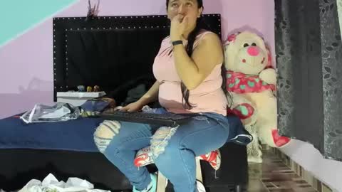 Snapshot of gaticahot001 chatting on 25, 12, 2024 Diana online show from 25, 12, 2024
