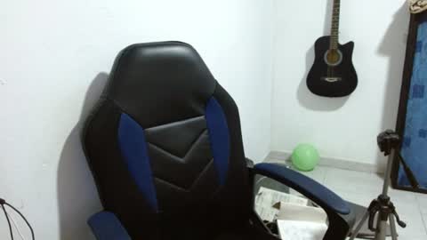 Snapshot of gatika_sexy chatting on 21, 6, 2026 katia online show from 21, 6, 2026