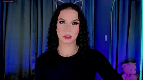 Snapshot of gatitavenecis1 chatting on 3, 1, 2025 Vnecis Marn online show from 3, 1, 2025