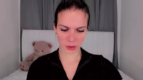 Vnecis Marn online show from 1, 11, 2025