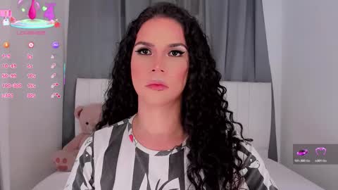 Vnecis Marn online show from 4, 12, 2025