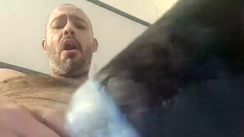 Snapshot of gazg1984 chatting on 1, 1, 2025 gazg1984 online show from 1, 1, 2025