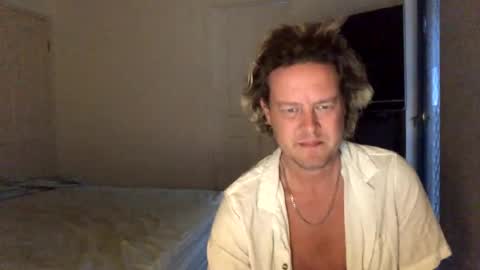 gcsurfer81 online show from 1, 1, 2025