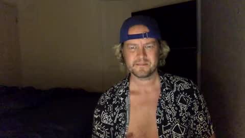 gcsurfer81 online show from 5, 2, 2025