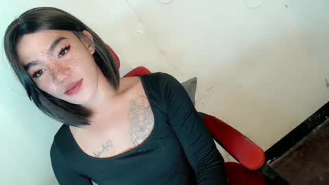 Snapshot of gelluxxx chatting on 7, 7, 2026 gelo online show from 7, 7, 2026