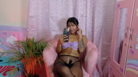 Snapshot of gema_shiny chatting on 27, 9, 2025 gema_shiny online show from 27, 9, 2025