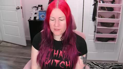 Snapshot of gennyrock chatting on 1, 6, 2026 Genny Rock and online show from 1, 6, 2026
