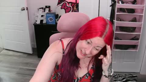 Snapshot of gennyrock chatting on 2, 6, 2026 Genny Rock and online show from 2, 6, 2026