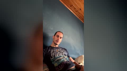 Snapshot of genraro69 chatting on 9, 4, 2026 Genaro online show from 9, 4, 2026