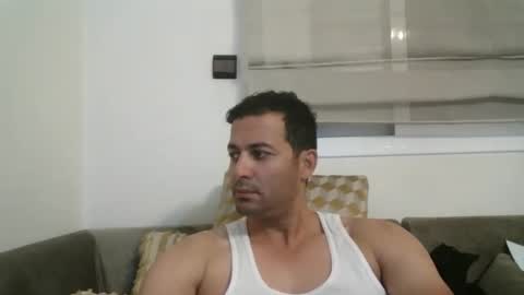 Snapshot of genteldevil chatting on 18, 12, 2024 genteldevil online show from 18, 12, 2024