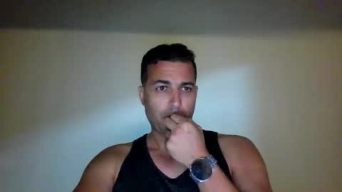 Snapshot of genteldevil chatting on 5, 11, 2025 genteldevil online show from 5, 11, 2025