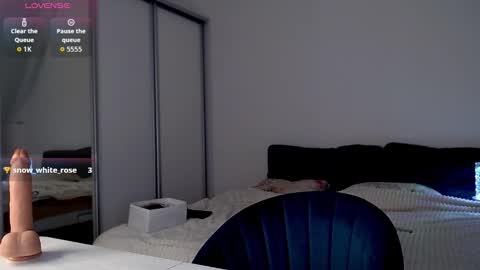 Chrisa online show from 24, 11, 2025