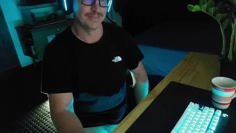 Snapshot of gentleman_xoxo chatting on 31, 3, 2026 Gentleman online show from 31, 3, 2026