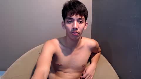 Snapshot of gentlemanlustx chatting on 2, 5, 2026 Rayl online show from 2, 5, 2026