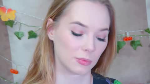 GentleRossi online show from 7, 11, 2025