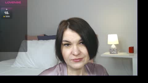 Snapshot of gentlywomen chatting on 17, 2, 2025 Elena online show from 17, 2, 2025