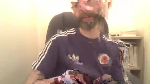 Snapshot of geon2xx chatting on 18, 4, 2026 Geon online show from 18, 4, 2026