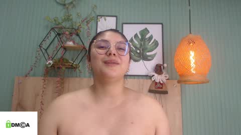 Snapshot of george_jonnes69 chatting on 16, 12, 2024 Geo J online show from 16, 12, 2024