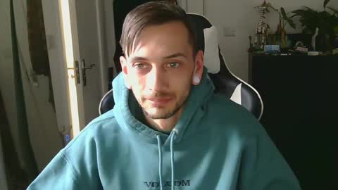 Snapshot of georgek0011 chatting on 14, 2, 2026 georgek0011 online show from 14, 2, 2026