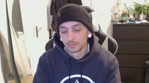 Snapshot of georgek0011 chatting on 1, 3, 2026 georgek0011 online show from 1, 3, 2026