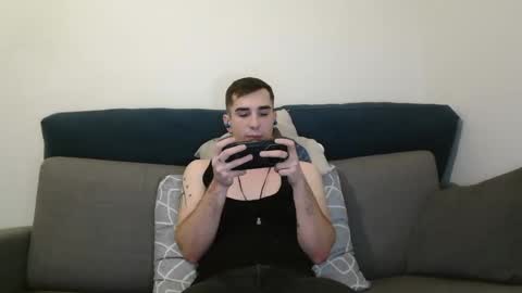 Snapshot of georgeyuno chatting on 10, 1, 2025 George Yuno online show from 10, 1, 2025