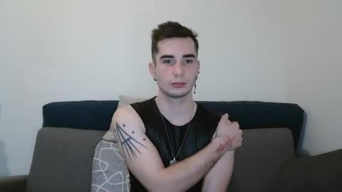 Snapshot of georgeyuno chatting on 11, 1, 2025 George Yuno online show from 11, 1, 2025