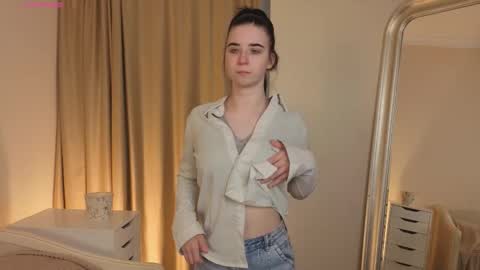 My name is Kelly online show from 17, 10, 2025