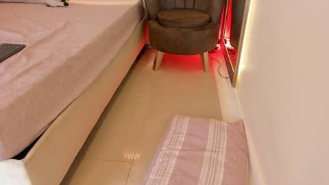    online show from 19, 1, 2025