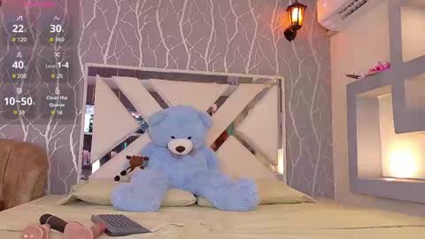    online show from 14, 10, 2025