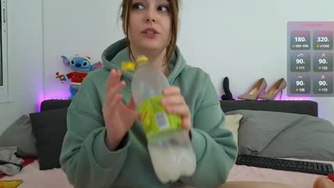 Snapshot of germangirl1996 chatting on 26, 12, 2024 Nadine online show from 26, 12, 2024