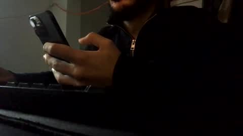 Snapshot of germanlatino02 chatting on 15, 11, 2025 teo online show from 15, 11, 2025