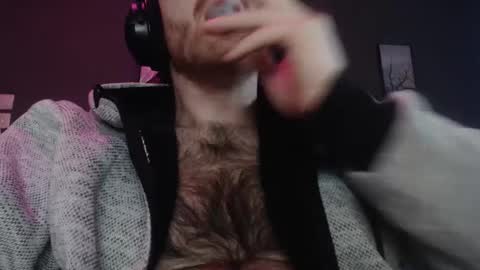 Snapshot of germanyhairyboy chatting on 19, 12, 2024 germanyhairyboy online show from 19, 12, 2024