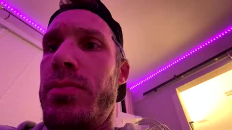 getmehardsuckingmycock online show from 2, 2, 2026