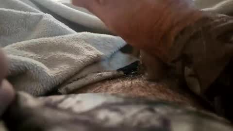 Gldyucame online show from 4, 11, 2025