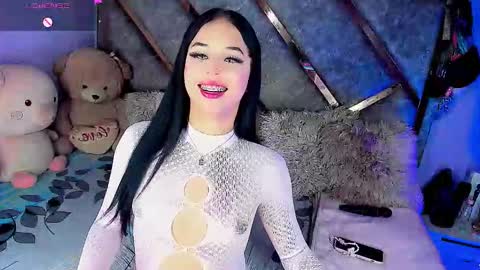 Snapshot of gia21xxx chatting on 16, 11, 2025 Gia Ferrara online show from 16, 11, 2025