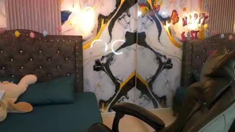 Gia online show from 1, 4, 2026