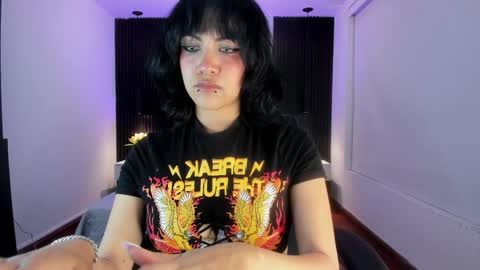 Snapshot of gia_foxy chatting on 27, 12, 2024 Gia online show from 27, 12, 2024
