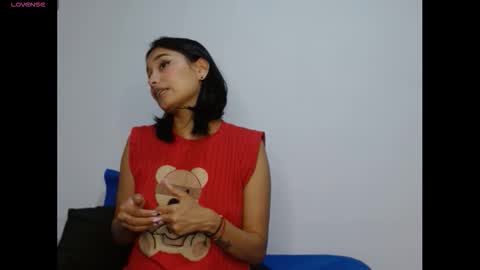 Gia Lee online show from 23, 10, 2025