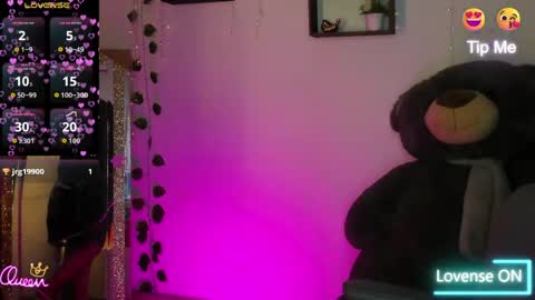 Snapshot of gia_nahomi chatting on 6, 6, 2026 nahomi online show from 6, 6, 2026
