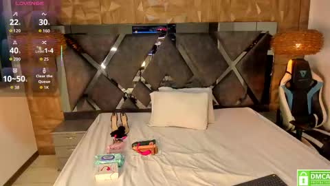 Snapshot of gia_scott chatting on 1, 2, 2026 Darlliny online show from 1, 2, 2026