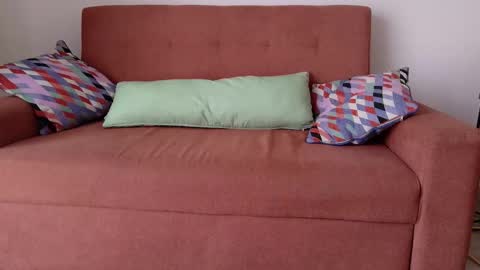 Gianella  online show from 9, 3, 2026