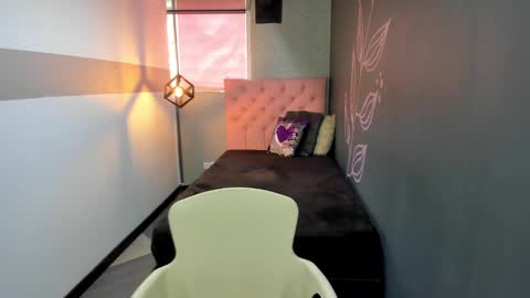 G I A  FOX online show from 26, 2, 2025