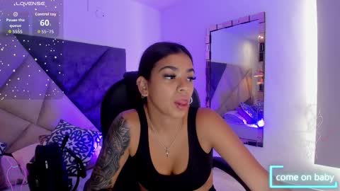 Gia  online show from 22, 10, 2025