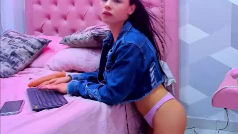 Snapshot of gianna_watson chatting on 3, 3, 2025 gianna_watson online show from 3, 3, 2025