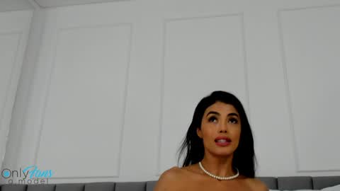 Snapshot of giannanoir chatting on 9, 1, 2025 giannanoir online show from 9, 1, 2025