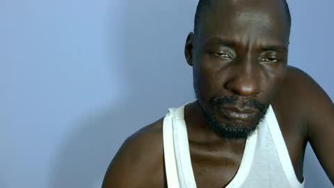 Snapshot of giant_couple chatting on 17, 6, 2026 giant_couple online show from 17, 6, 2026