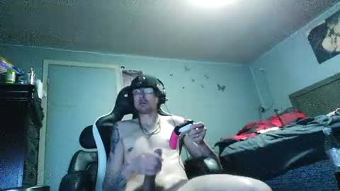 Snapshot of giantdick4u1991 chatting on 27, 5, 2026 giantdick4u1991 online show from 27, 5, 2026