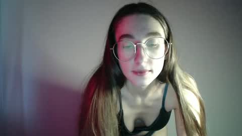 Gigi online show from 8, 3, 2025